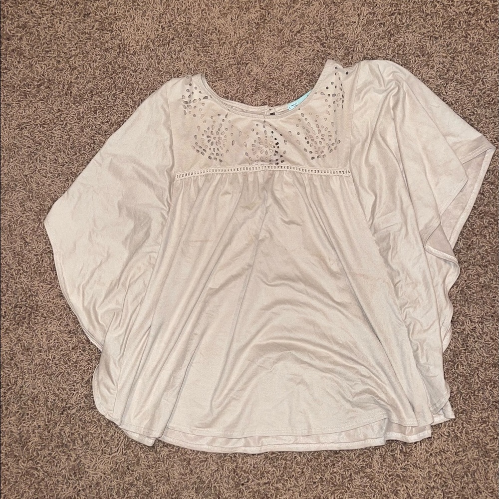 Maurices Tan Short Sleeve Top With Cut-out Design Size Large